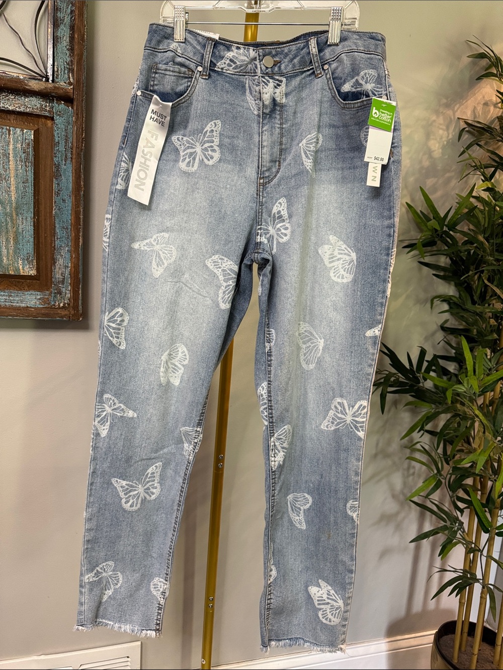 Tinseltown Light Blue relaxed Denim Jeans with White Butterfly Prints ankle Jean